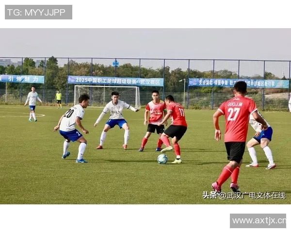 武汉足球队荣登足球灵活性排行榜第十名展现出色团队实力与潜力